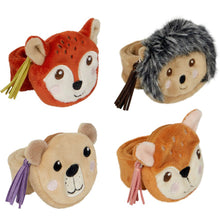 Laden Sie das Bild in den Galerie-Viewer, Schnapparmband mit Fach Wintertiere