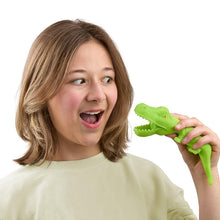 Laden Sie das Bild in den Galerie-Viewer, Stretchy Sand Krokodil