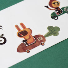 Laden Sie das Bild in den Galerie-Viewer, Tattoos Race