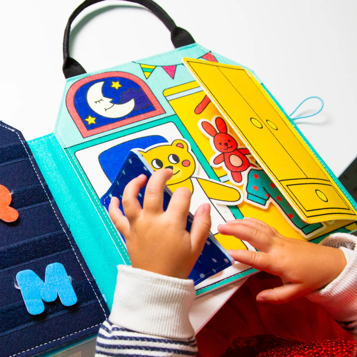 Montessori Playkit Quiet Book "My Day"