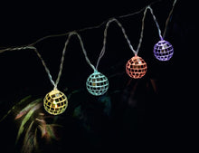 Laden Sie das Bild in den Galerie-Viewer, Lichterkette Discokugel