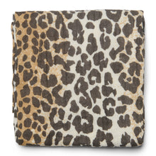 Laden Sie das Bild in den Galerie-Viewer, Leopard Swaddle Small