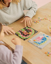 Laden Sie das Bild in den Galerie-Viewer, Playmais Mosaic Dragon