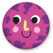 Laden Sie das Bild in den Galerie-Viewer, Button Smile Cool Berry