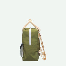 Laden Sie das Bild in den Galerie-Viewer, Rucksack small Envelope Tickling grass