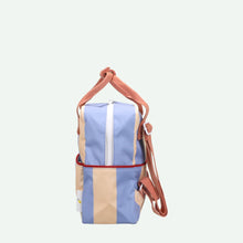 Laden Sie das Bild in den Galerie-Viewer, Rucksack small Stripes Cloud blue + twiggy beige
