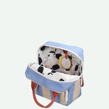 Laden Sie das Bild in den Galerie-Viewer, Rucksack small Stripes Cloud blue + twiggy beige