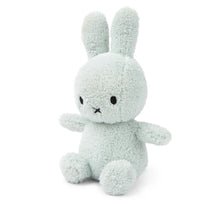 Laden Sie das Bild in den Galerie-Viewer, Miffy Terry Soft Green 23 cm