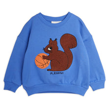 Laden Sie das Bild in den Galerie-Viewer, Eichhörnchen Chenille Sweatshirt