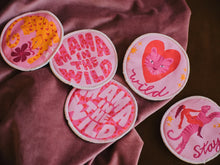 Laden Sie das Bild in den Galerie-Viewer, Waschbare Stilleinlagen Stay Wild 3er Pack
