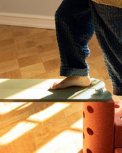 Laden Sie das Bild in den Galerie-Viewer, 2er Set Balancierbalken Dusty Green