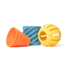 Laden Sie das Bild in den Galerie-Viewer, Flex Beiss-, Stapel- &amp; Greifspielzeug