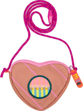Laden Sie das Bild in den Galerie-Viewer, Brustbeutel Herz
