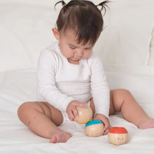 Laden Sie das Bild in den Galerie-Viewer, Baby Sensorik Kugeln