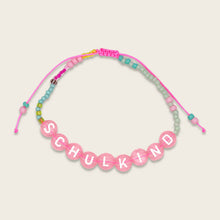 Laden Sie das Bild in den Galerie-Viewer, Perlenarmband Schulkind rosa