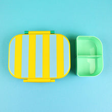 Laden Sie das Bild in den Galerie-Viewer, Brotdose Stripes gelb/hellblau/grün