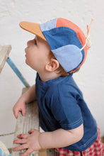 Laden Sie das Bild in den Galerie-Viewer, Baby Cap Wolly Washed Out Multi