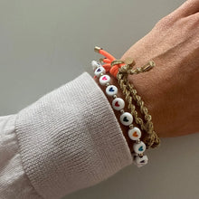 Laden Sie das Bild in den Galerie-Viewer, Armband Herzenparade