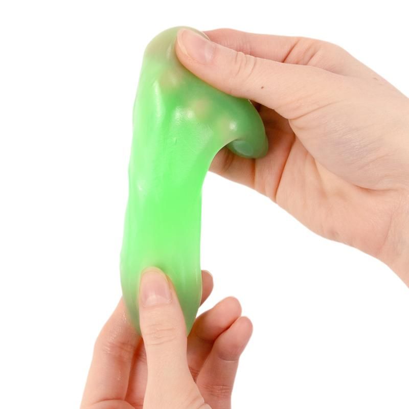 Fußball-Slime glow in the dark