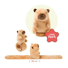Laden Sie das Bild in den Galerie-Viewer, Plüsch Capybara Schnapparmband