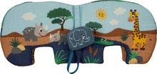 Laden Sie das Bild in den Galerie-Viewer, Baby Spielbuch "Kleiner Elefant"