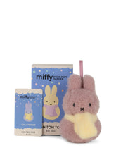 Laden Sie das Bild in den Galerie-Viewer, Miffy Snow Pop Anhänger Blind Box