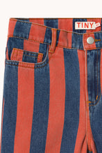 Laden Sie das Bild in den Galerie-Viewer, Red Stripes Straight Denim Hose
