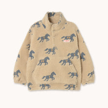 Laden Sie das Bild in den Galerie-Viewer, Horse Sherpa Sweatshirt