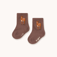 Laden Sie das Bild in den Galerie-Viewer, Deer Medium Socken