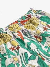 Laden Sie das Bild in den Galerie-Viewer, Color Herbalist all Over Baby Rüschen Shorts