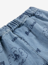 Laden Sie das Bild in den Galerie-Viewer, Pickles the Dog all Over Baby Denim Hose