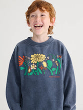 Laden Sie das Bild in den Galerie-Viewer, Color Herbalist Sweatshirt