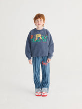 Laden Sie das Bild in den Galerie-Viewer, Color Herbalist Sweatshirt