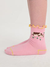 Laden Sie das Bild in den Galerie-Viewer, Farm Adventure Rüschen Socken