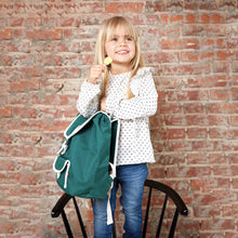 Laden Sie das Bild in den Galerie-Viewer, Kinderrucksack 3-5 Jahre dunkelgrün