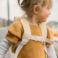 Laden Sie das Bild in den Galerie-Viewer, Kinderrucksack 3-5 Jahre hellgelb