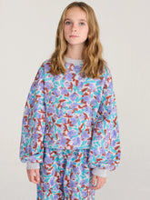 Laden Sie das Bild in den Galerie-Viewer, Watercolor all over cropped Sweatshirt