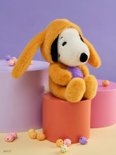 Laden Sie das Bild in den Galerie-Viewer, Easter Snoopy ECO Fuzzy Yellow