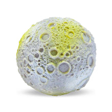 Laden Sie das Bild in den Galerie-Viewer, LED Bounce Mondball