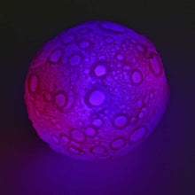 Laden Sie das Bild in den Galerie-Viewer, LED Bounce Mondball