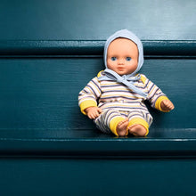 Laden Sie das Bild in den Galerie-Viewer, Pomea Puppe Canary