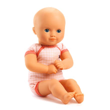 Laden Sie das Bild in den Galerie-Viewer, Pomea Puppe Alba