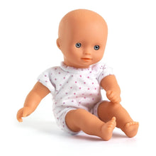 Laden Sie das Bild in den Galerie-Viewer, Pomea Puppe Mini Barbara