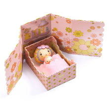 Laden Sie das Bild in den Galerie-Viewer, Tinyly Spielfigur Rose Tinyroom