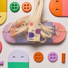 Laden Sie das Bild in den Galerie-Viewer, Schaukel blau