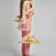 Laden Sie das Bild in den Galerie-Viewer, Schaukel gelb