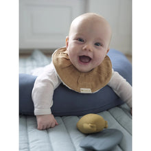 Laden Sie das Bild in den Galerie-Viewer, 3er Set Ruffle Bib Star Dust