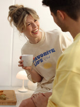 Laden Sie das Bild in den Galerie-Viewer, FAVORITE LIFE T-Shirt Unisex