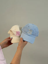 Laden Sie das Bild in den Galerie-Viewer, Mom Fan Club Cap blue