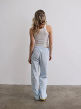 Laden Sie das Bild in den Galerie-Viewer, BLUE Vichykaro Hose Unisex